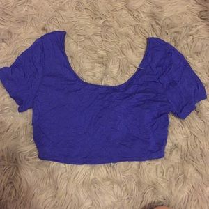 Blue cropped t shirt